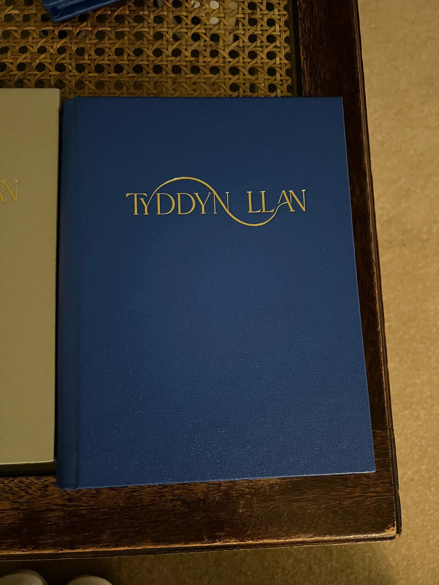 Tyddyn Llan-官方
