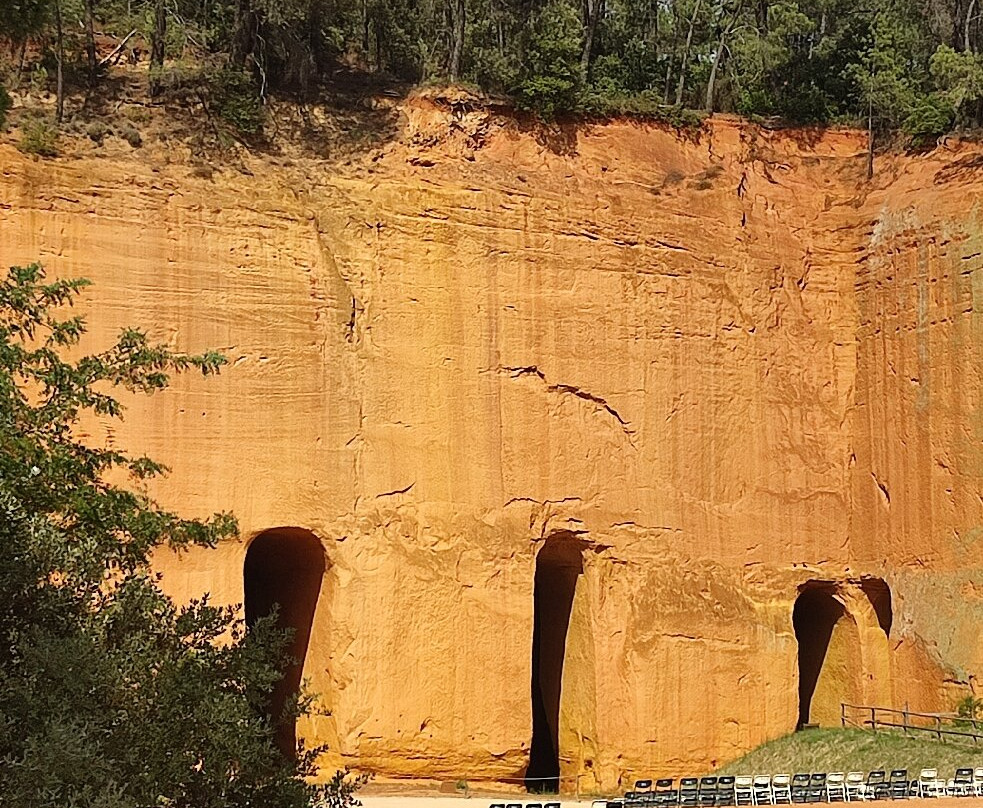 Mines De Bruoux-Gargas必去景点