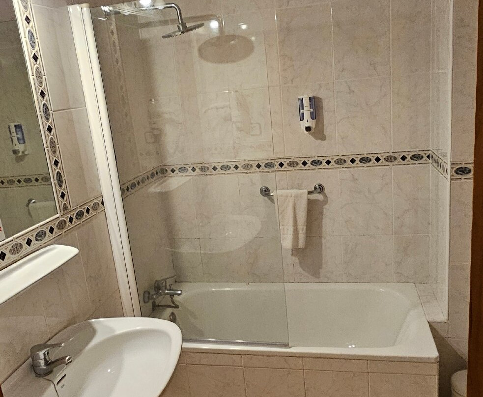 托雷德罗斯古兹玛尼斯酒店主图