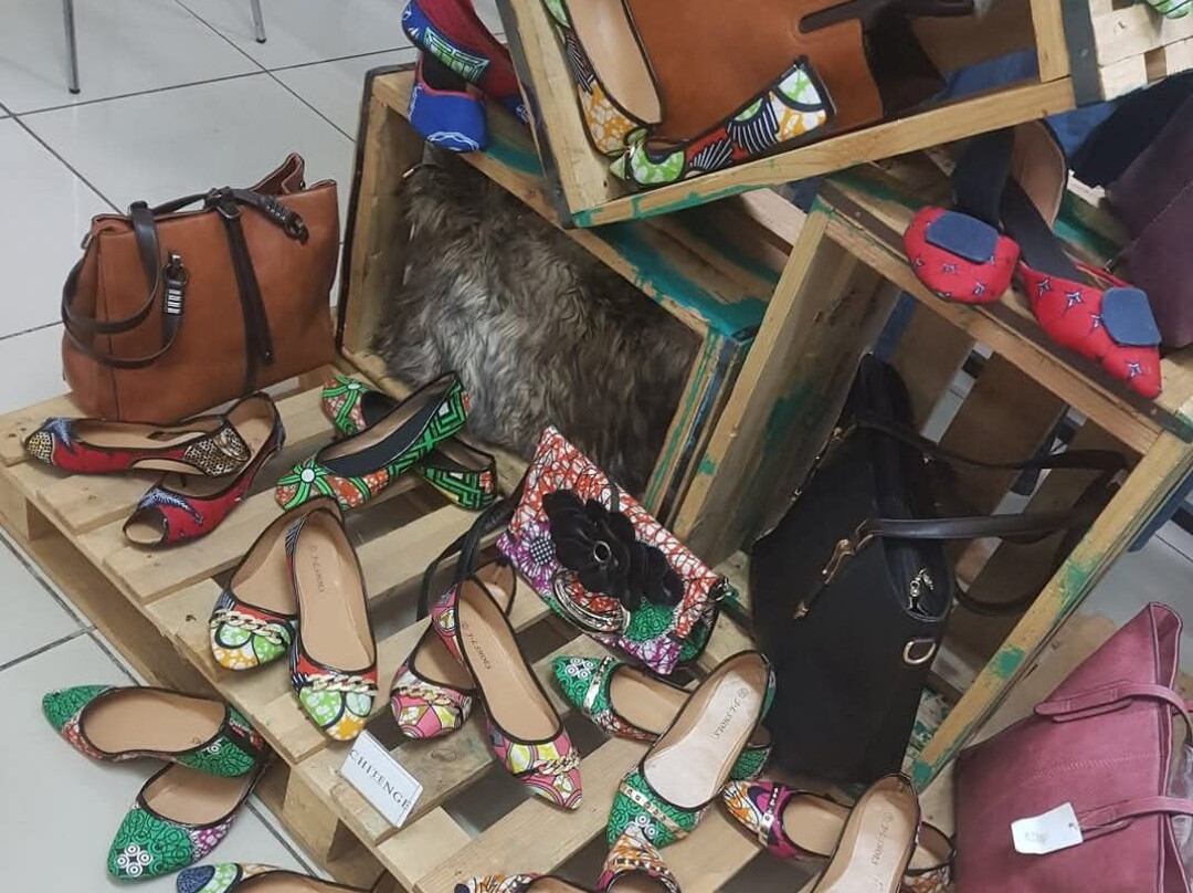 Chitenge Collections-李文斯顿必去景点