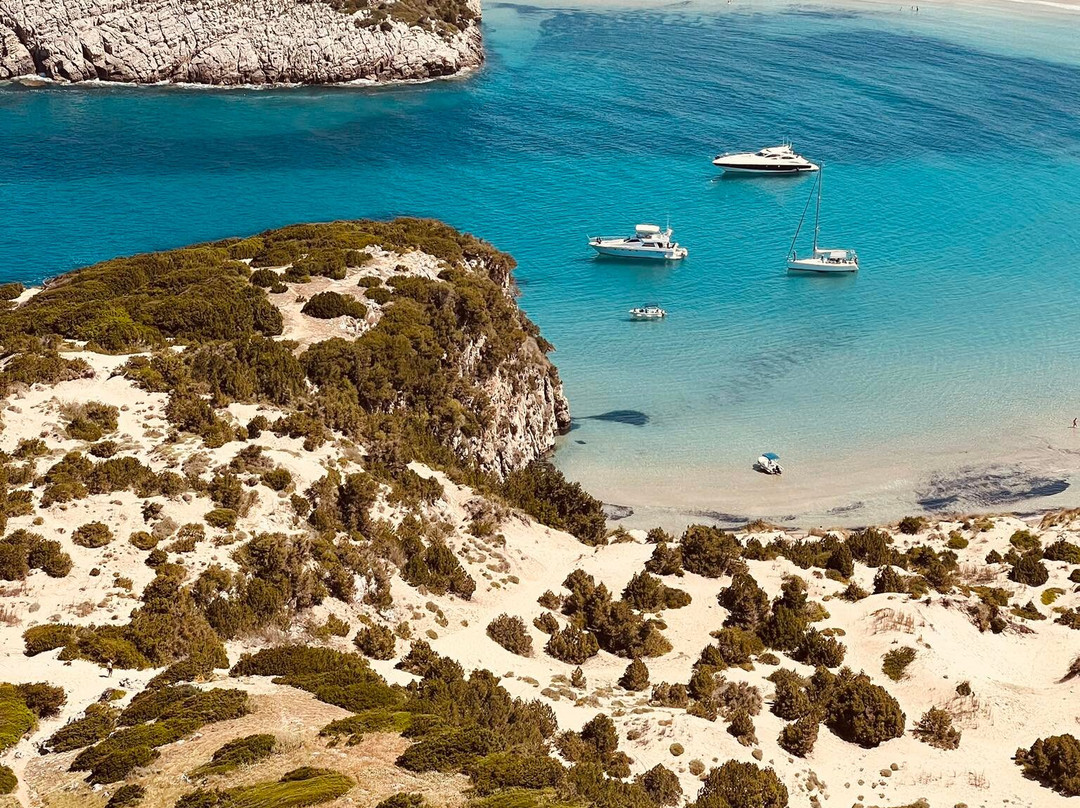 Voidokilia Beach-Petrochori必去景点