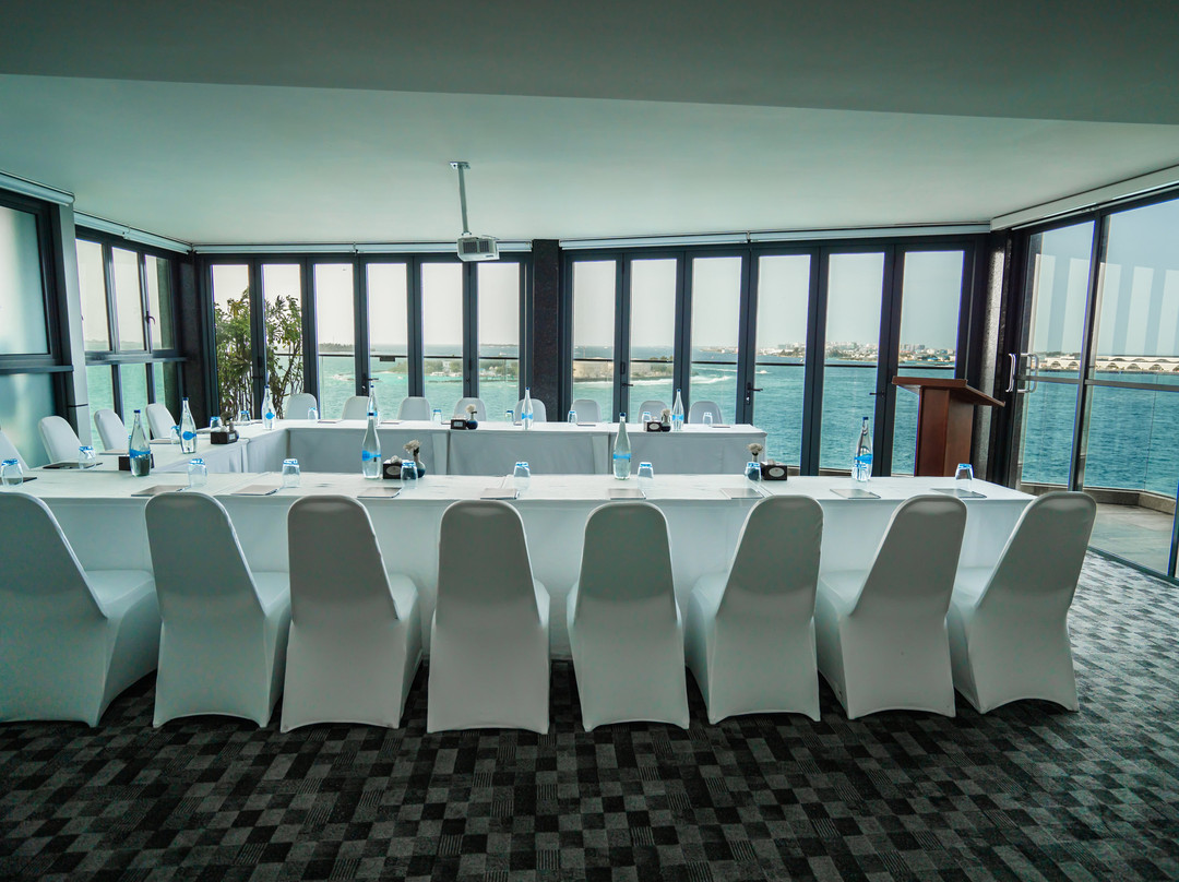 玛姬丽旅馆主图