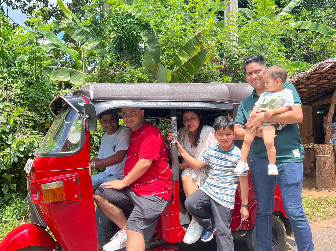 Ash Silan Tours-Padukka必去景点