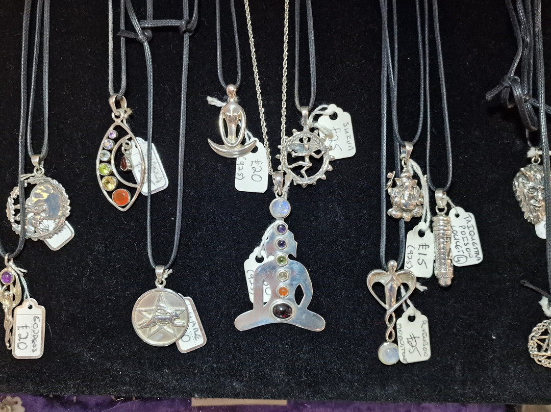 The Raven & Broomstick-莱顿巴扎德必去景点