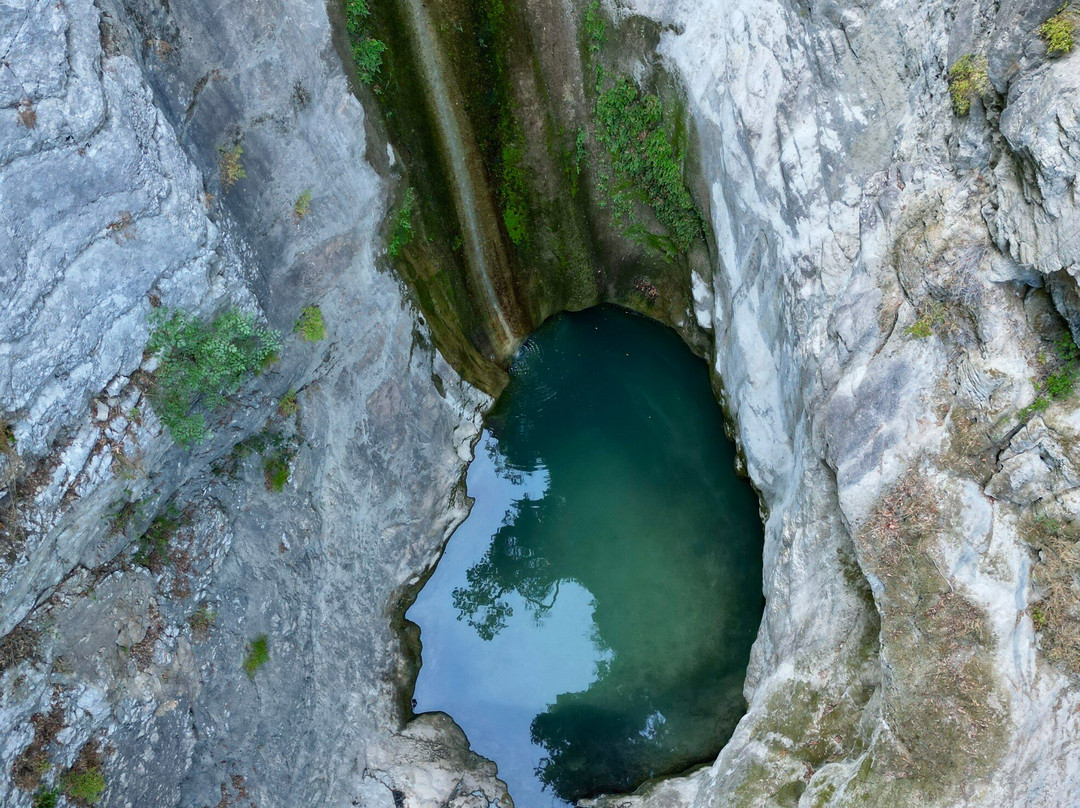 Nydri Waterfalls-Nidri必去景点