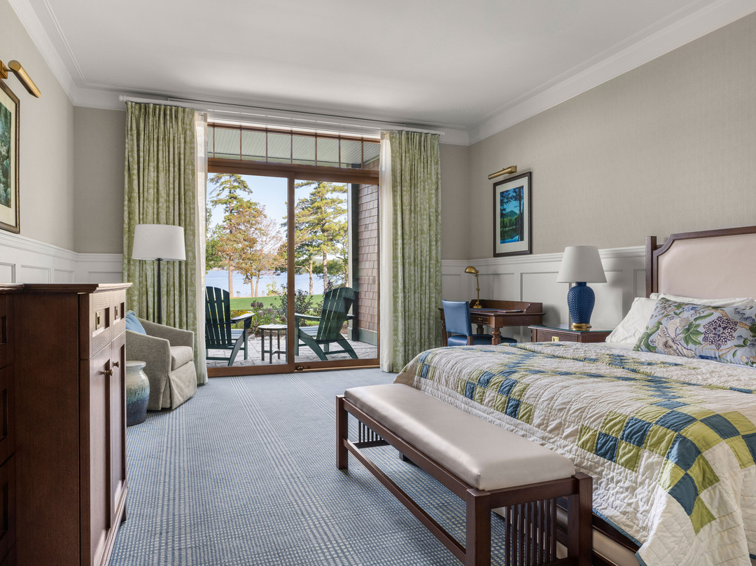 The Lake Estate On Winnisquam