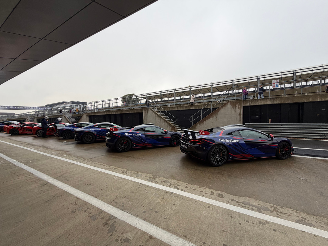 Silverstone Driving Experiences-锡尔弗斯通必去景点