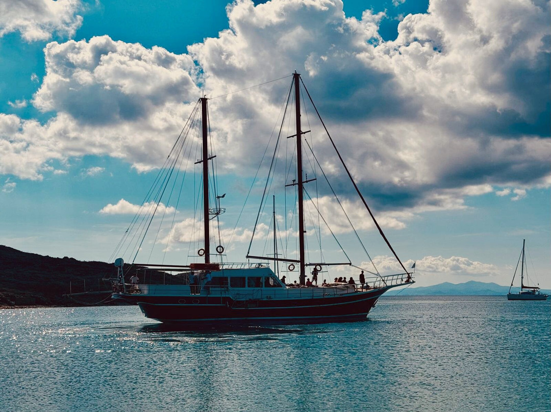 Greece Sailing by Chios Yachting team-米克诺斯镇必去景点