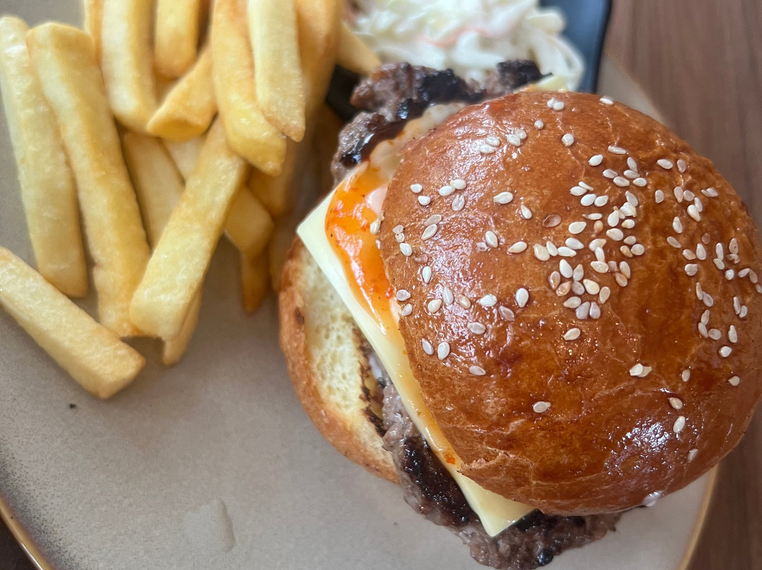 调雪邦酒店主图