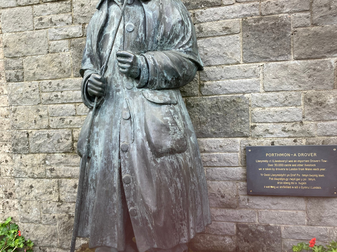 城堡大酒店主图