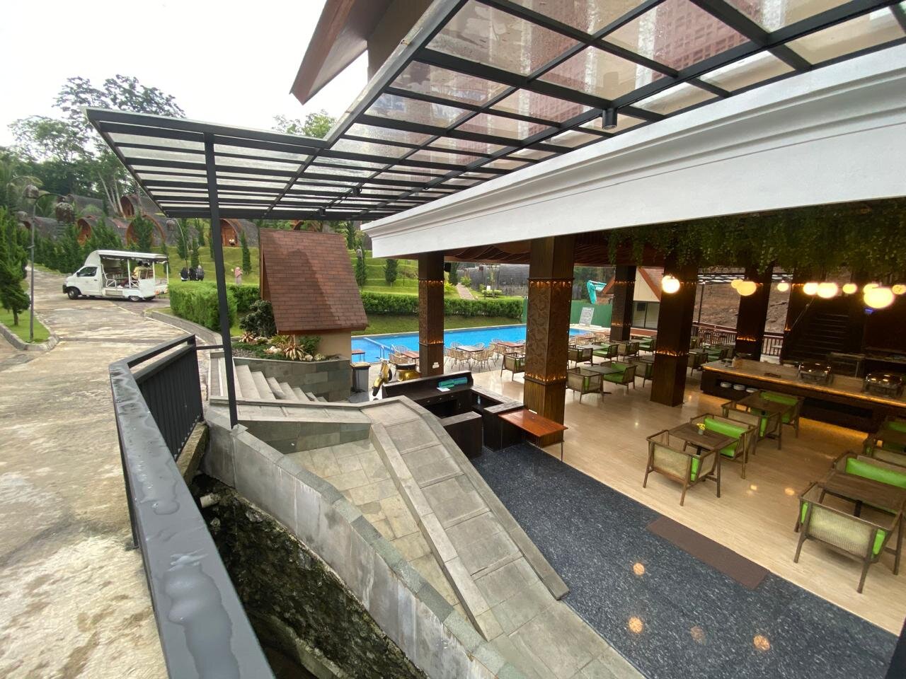 Shanaya Resort Malang-浴室