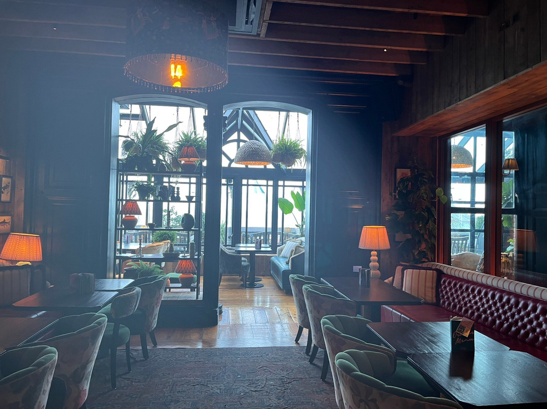 玛特洛酒店主图