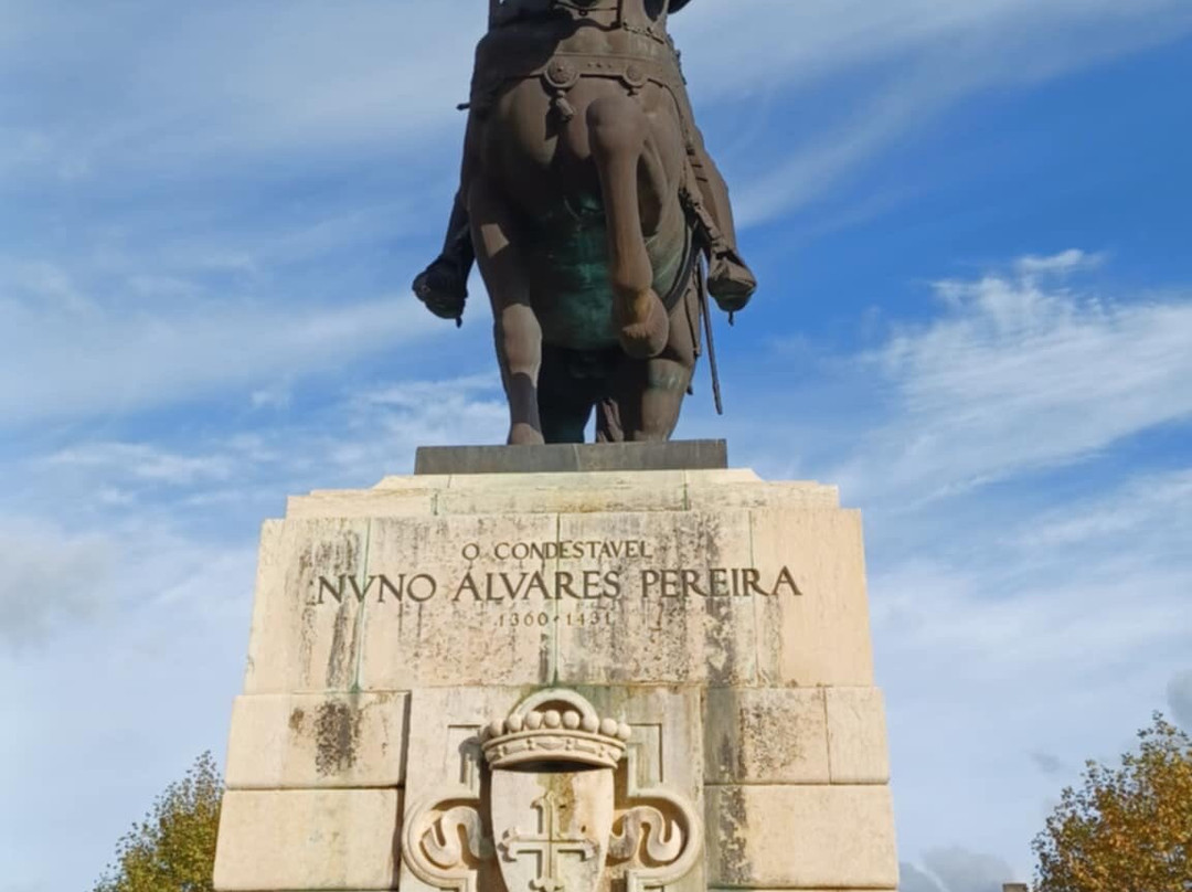 Estatua Equestre do Condestavel D.Nuno Alvarez Pereira-Batalha必去景点