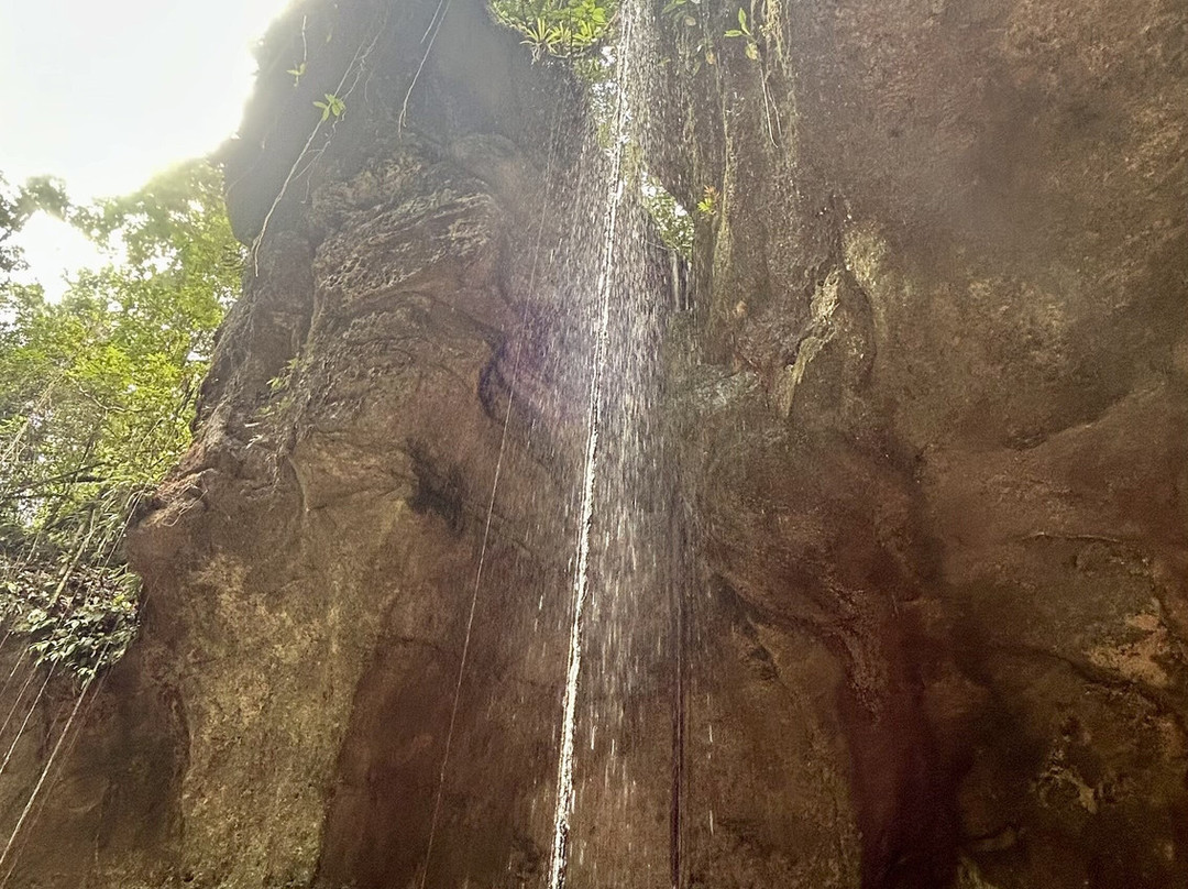 Turismo na Amazônia - Gruta da Judeia-Presidente Figueiredo必去景点