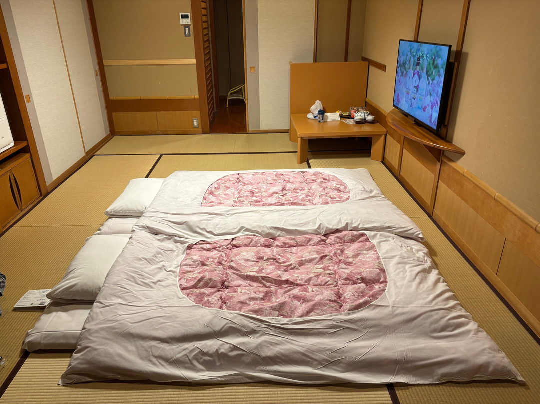 若草之宿丸荣主图