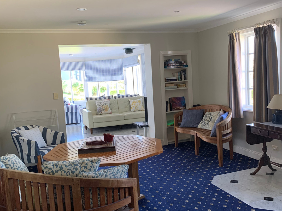 Douglas Riverside主图