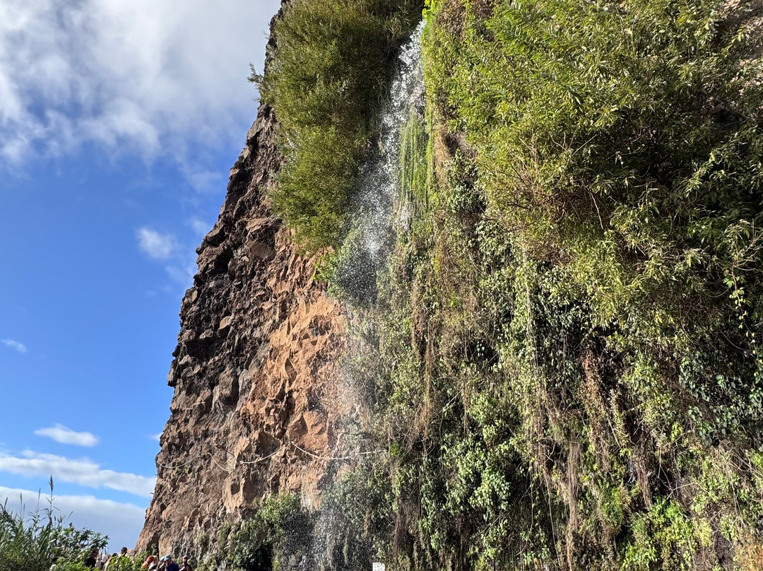 Cascata dos Anjos-Ponta Do Sol必去景点