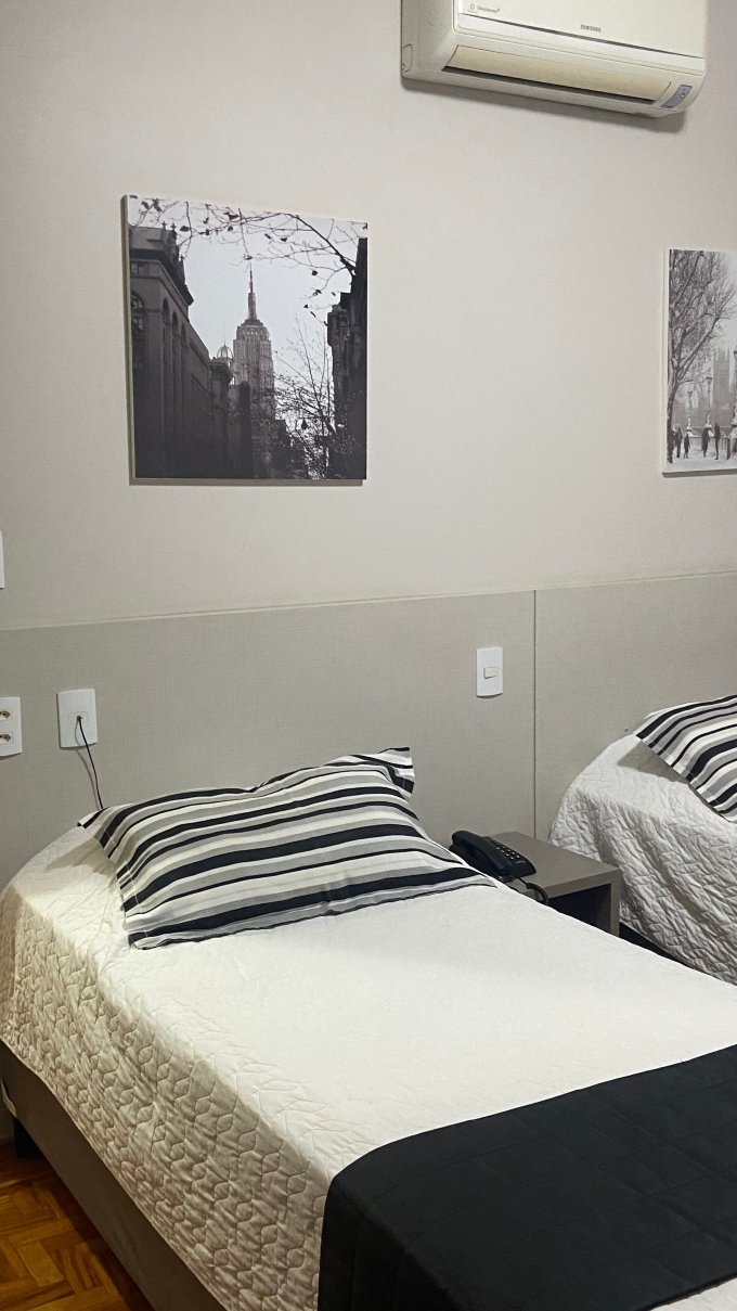 博图卡图酒店-客卧