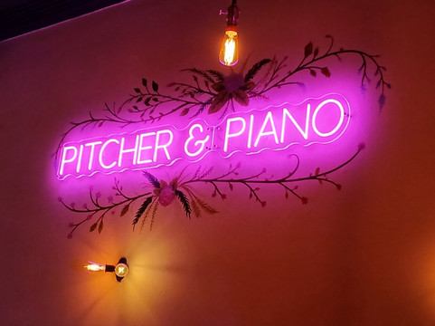 Pitcher & Piano-哈罗盖特必去景点