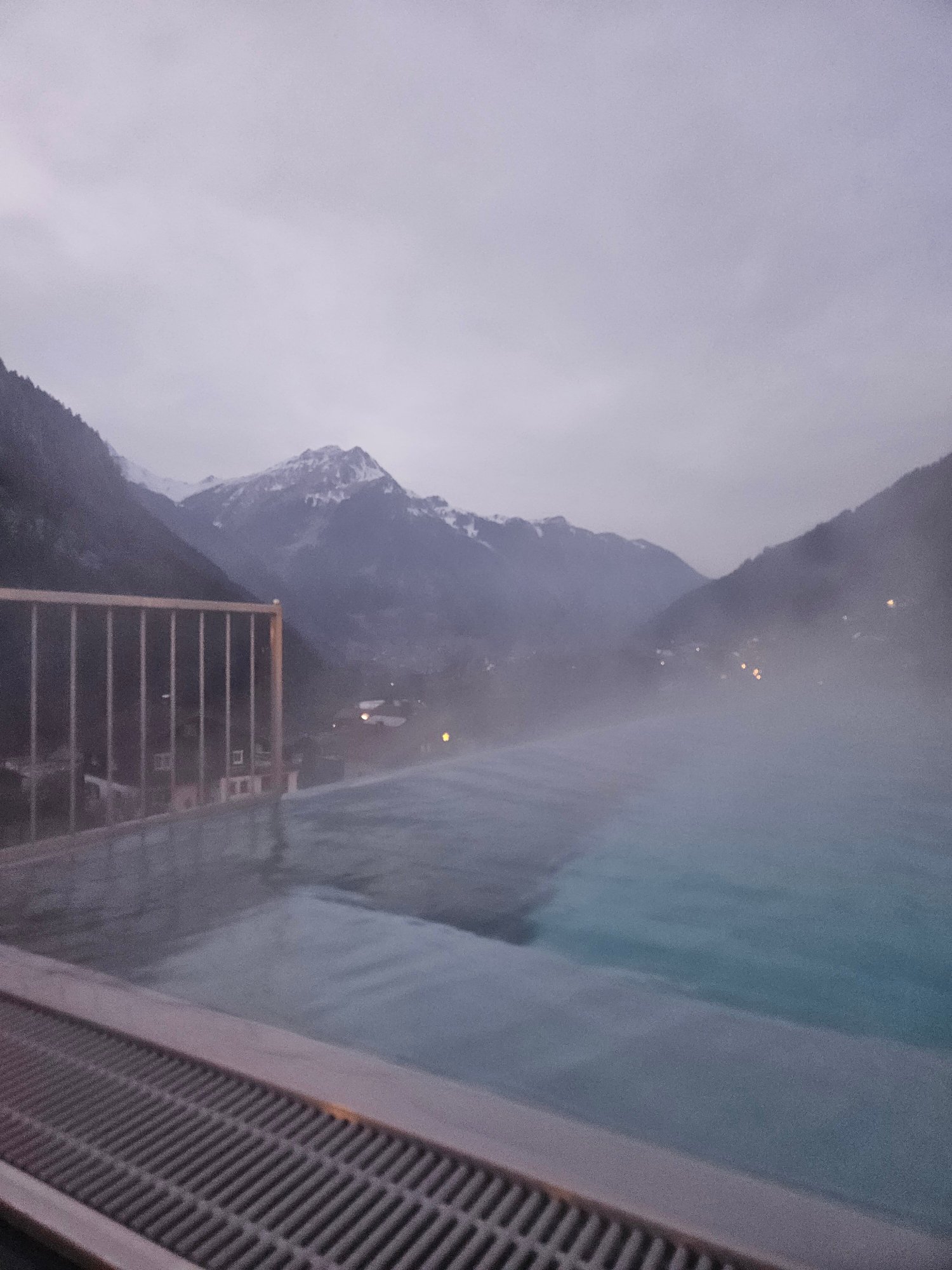 Hotel Vermala Montafon-泳池