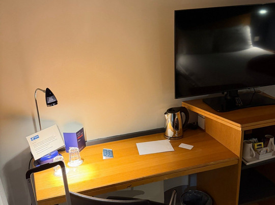 快捷假日彼得伯勒酒店主图