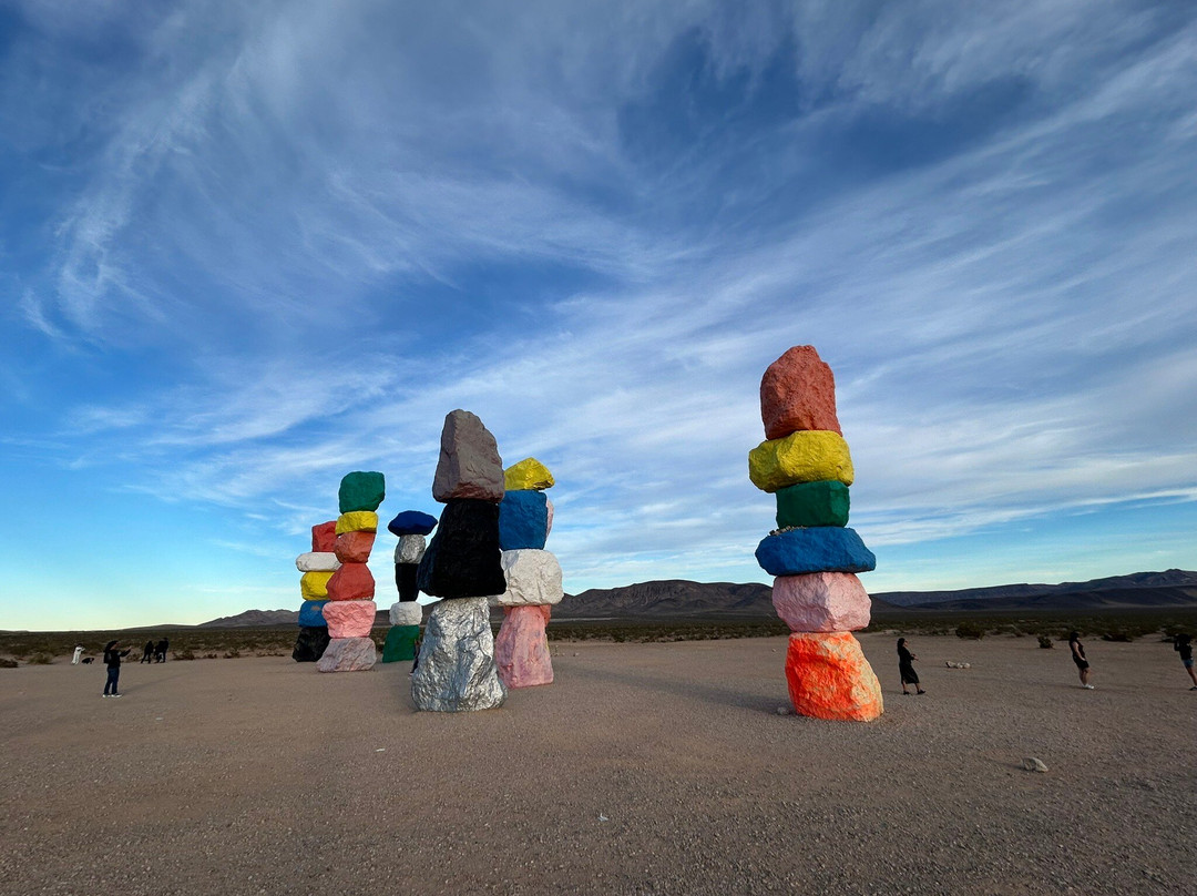 Seven Magic Mountains-Jean必去景点
