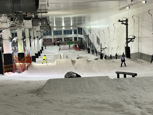 Snozone-米尔顿凯恩斯必去景点