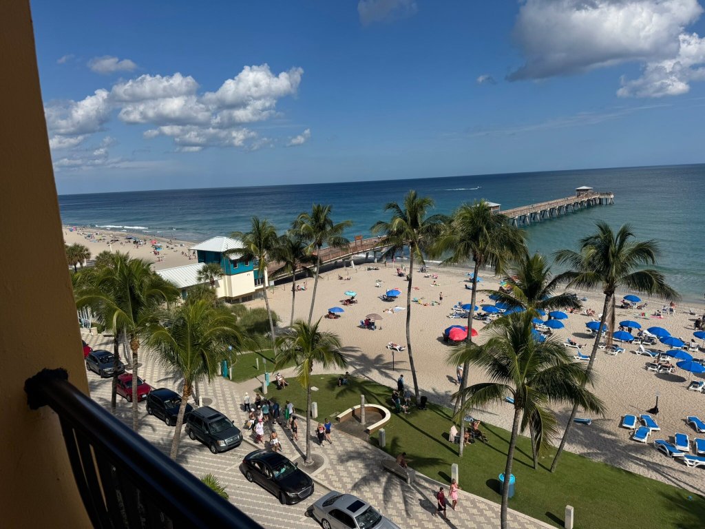 迪尔菲尔德海滩温德姆度假酒店-官方