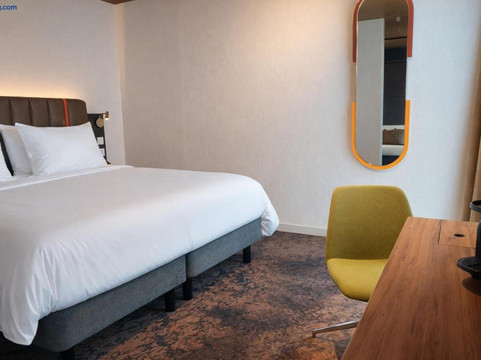 You Hotel Amiens - Handwritten Collection