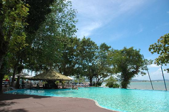 世纪福朋度假村主图