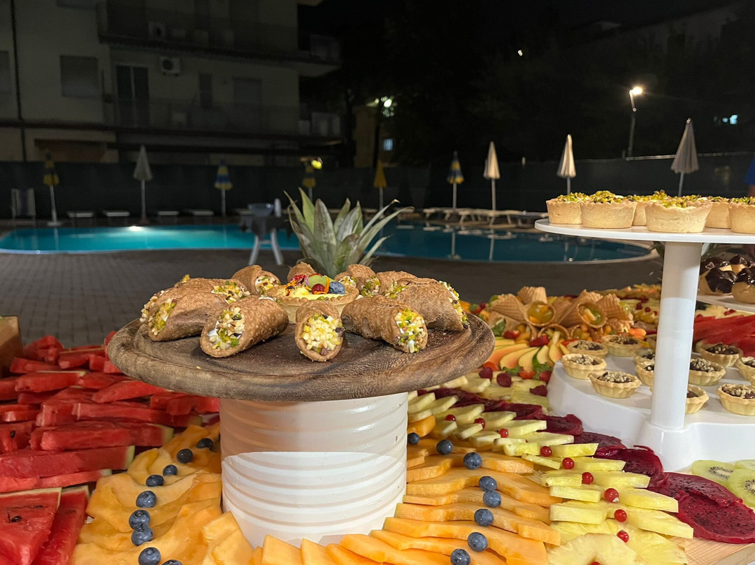 阿巴特酒店主图