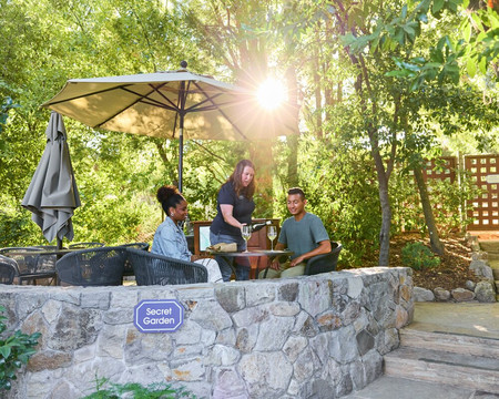 Rombauer Vineyards-圣海伦娜必去景点