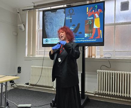 Bolton Library and Museum Services-博尔顿必去景点