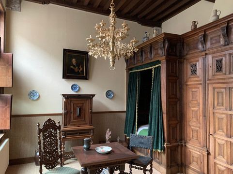 Museumbezoek Huis Van Meerten-代尔夫特必去景点