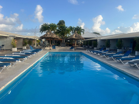 阿鲁巴蓝村公寓酒店主图