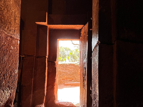 Awaze Tours-亚的斯亚贝巴必去景点