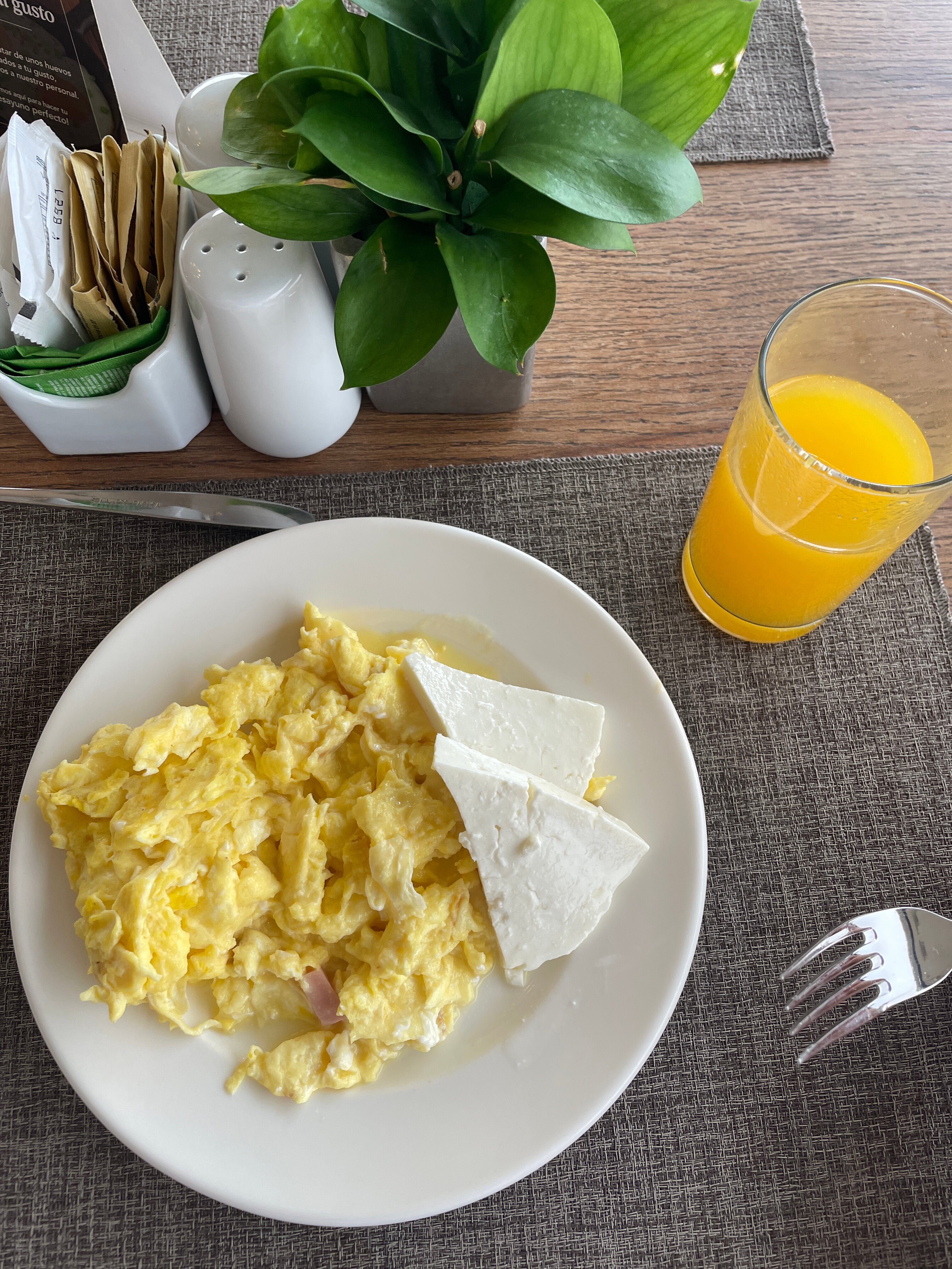 米拉弗洛雷斯高级酒店-官方