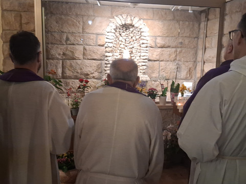 赫利俄斯大酒店主图