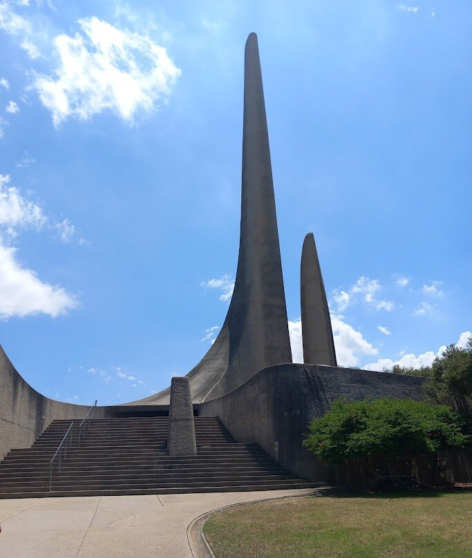 Taalmonument Op Paarlberg-帕尔必去景点