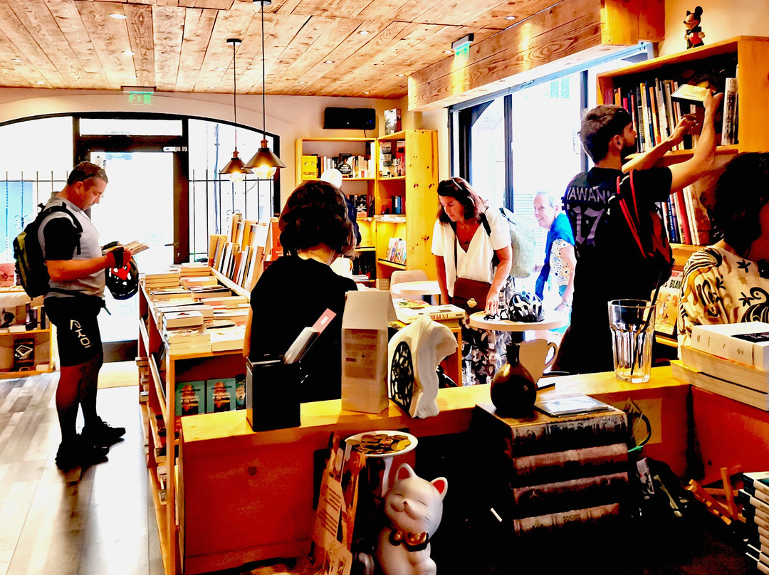 Librairie Le Chat-mots-洛尔格必去景点