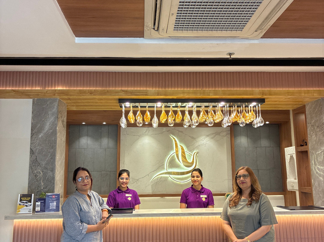 Cozzet Victoria Hotel主图