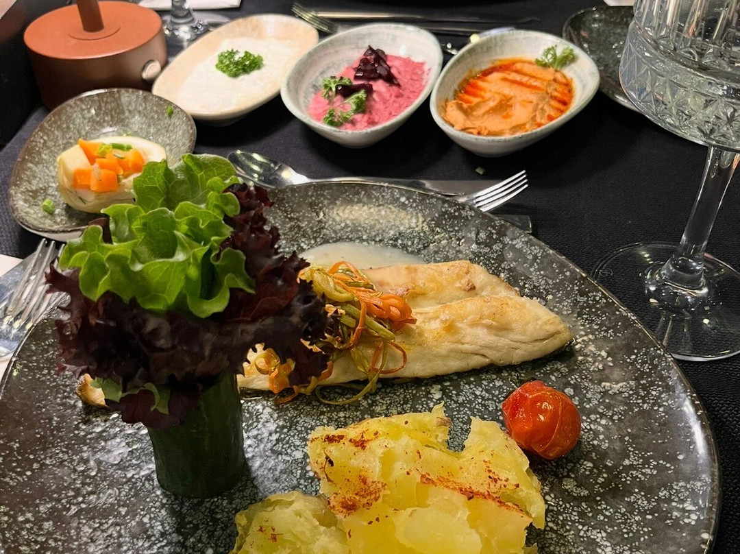 怀特城市度假酒店主图