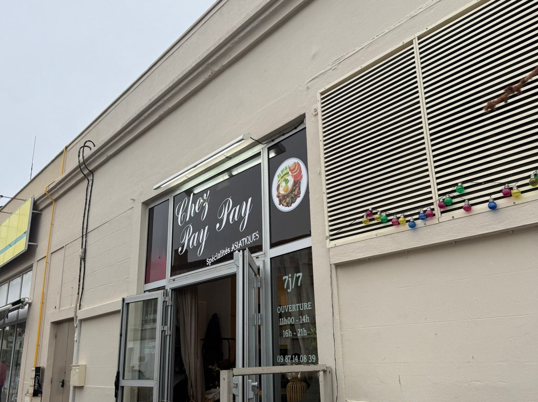 Chez PAY PAY.  St Junien