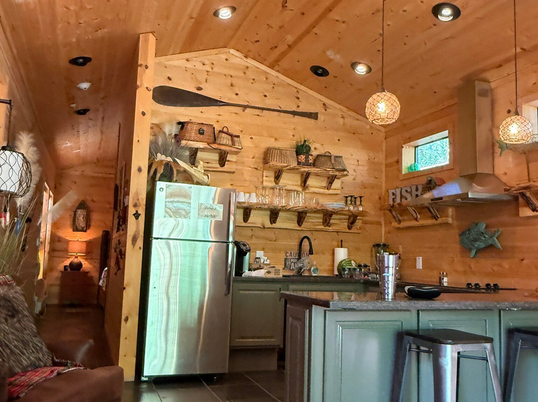 The Cabins at Country Road主图