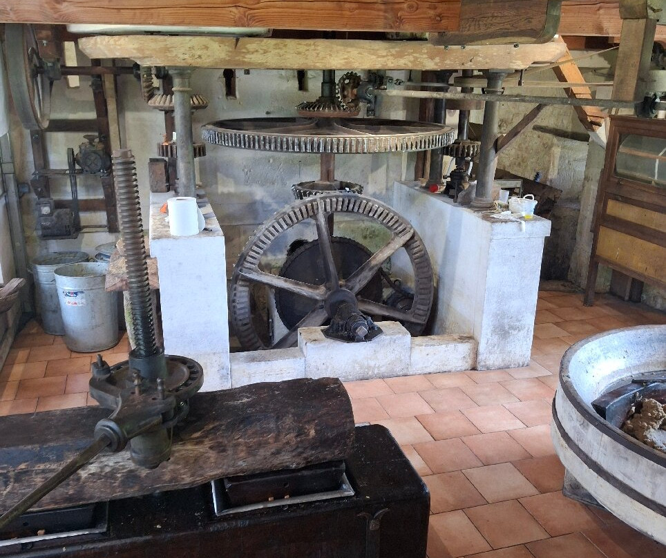 Le Moulin à Eau de Chez Bret-Jonzac必去景点