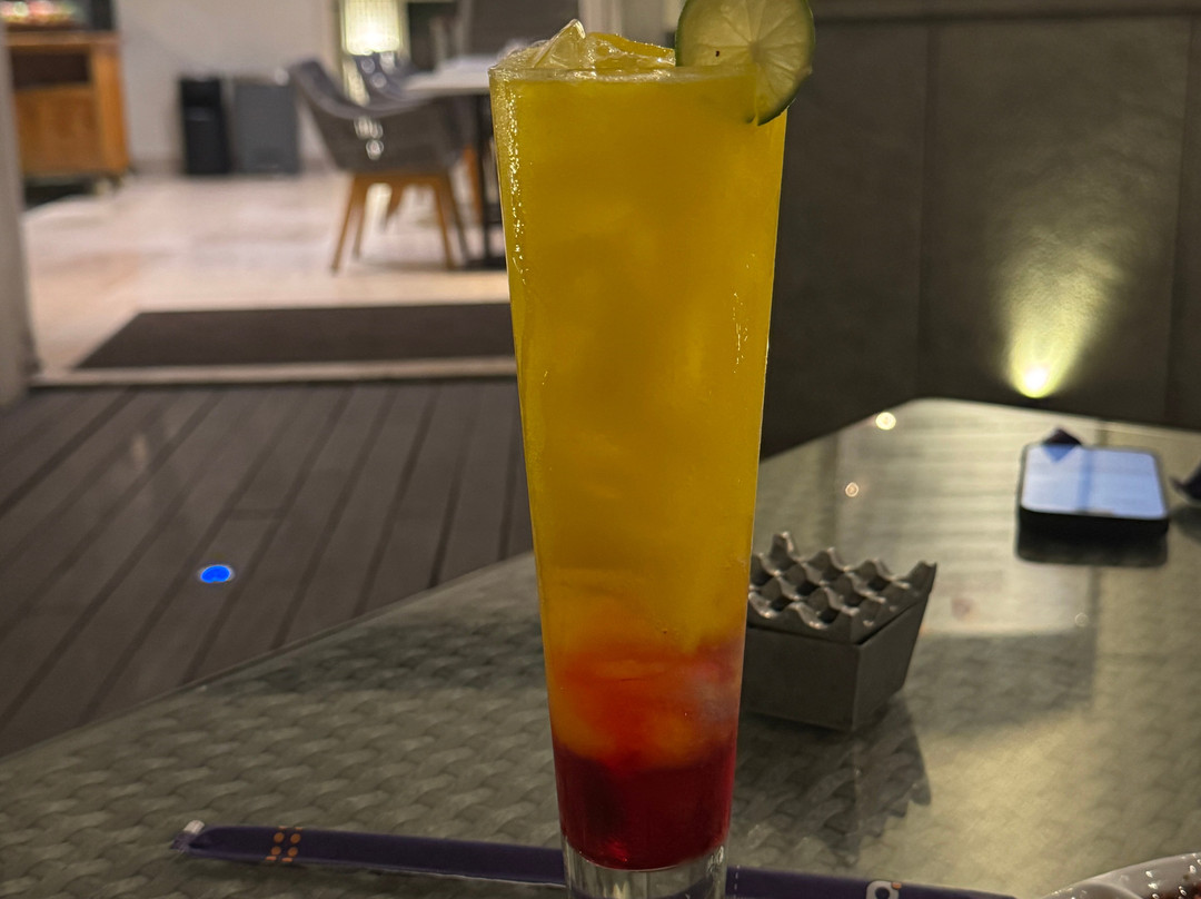 泗水机场普瑞米尔广场酒店主图