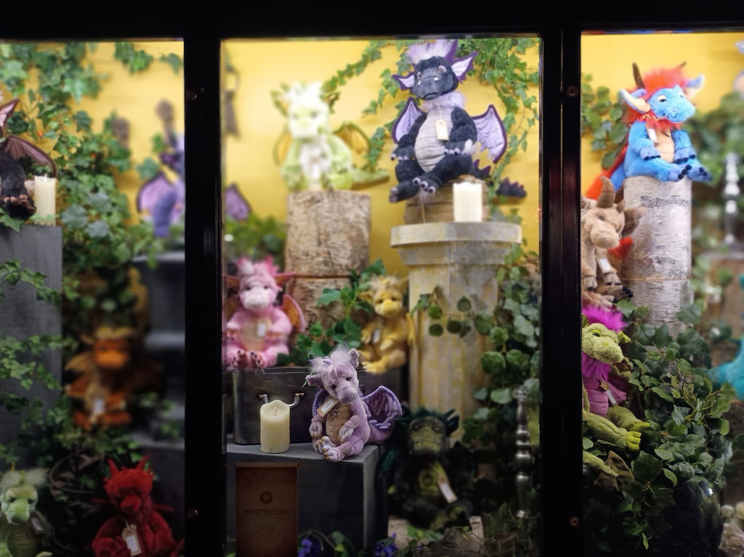 Charlie Bears Gallery & Shop-朗塞斯顿必去景点