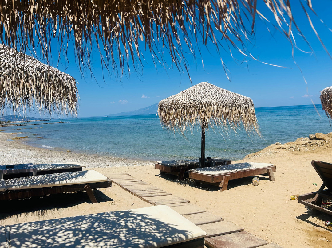 Golden Coast Beach主图