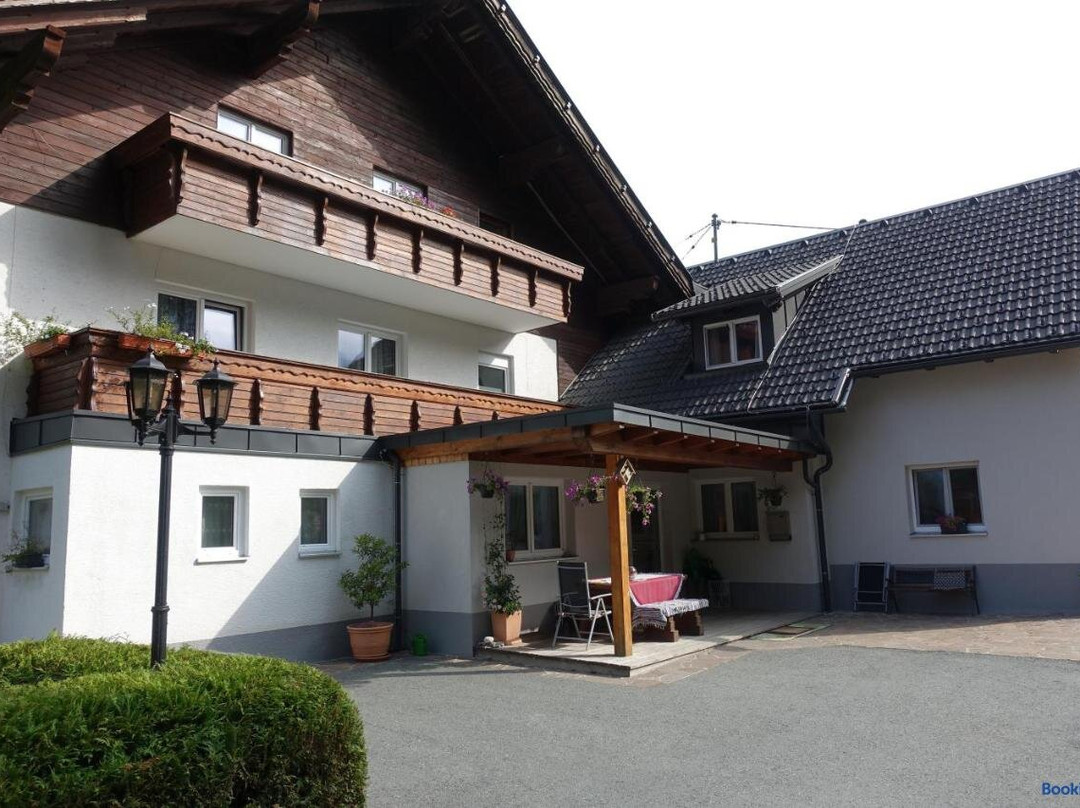 Reisach酒店住宿-Apartmenthaus Kestel