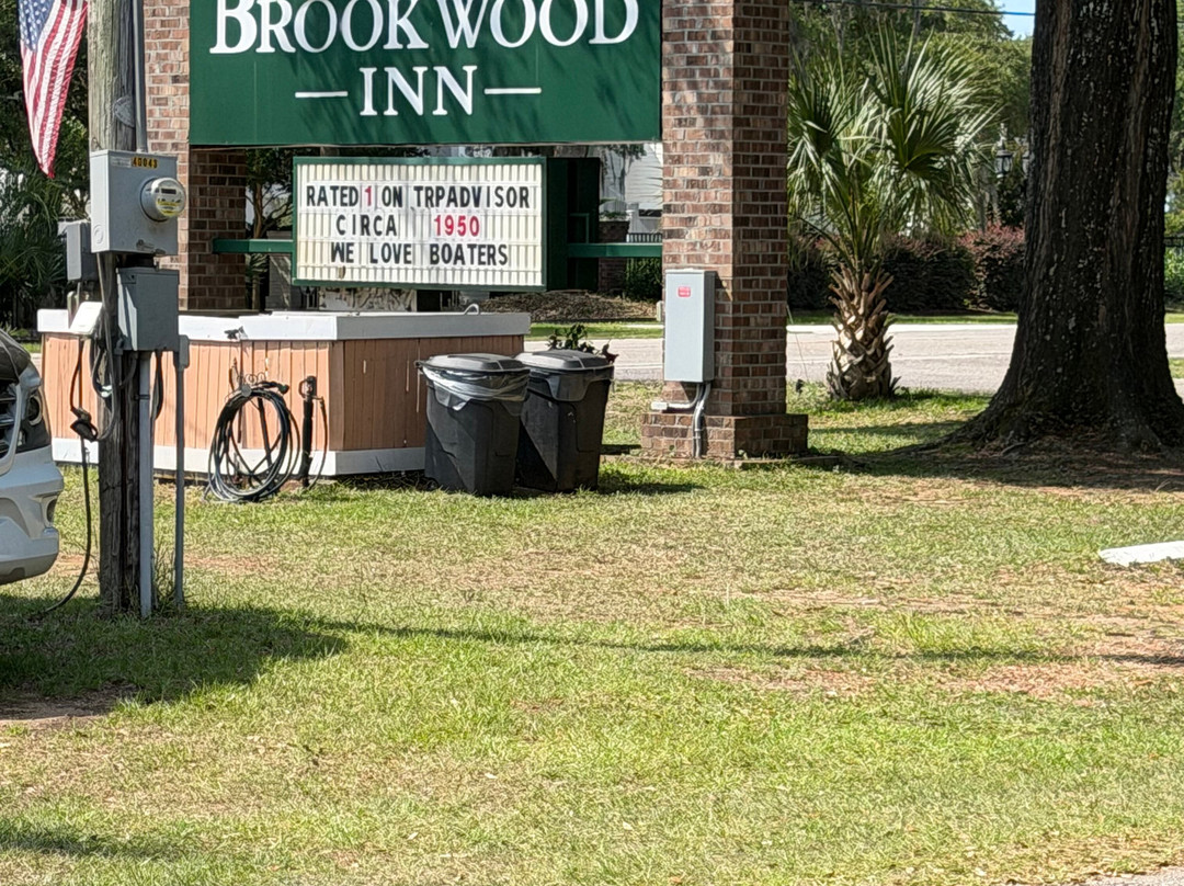 Brookwood Inn主图